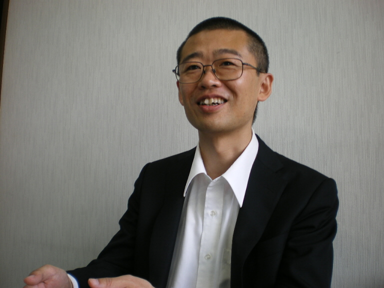 発行者