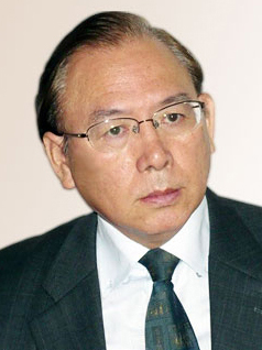 鈴木郁雄氏