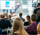 機関投資家はチャートを見ずに企業を見る。銘柄選びで重視する4大要素とは＝街