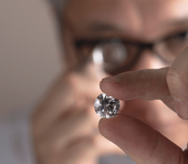 株価乱高下「人工ダイヤ」関連の本命3銘柄とは？出遅れ株と今後の投資戦略も解説＝峯岸恭一