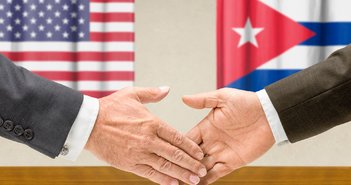 ギリシャ問題で存在感の薄い米国　オバマ大統領の関心は大使館再開のキューバ