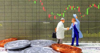 日経平均はトリプル底（逆三尊型）形成、25日線が上向けば17500円方向へ