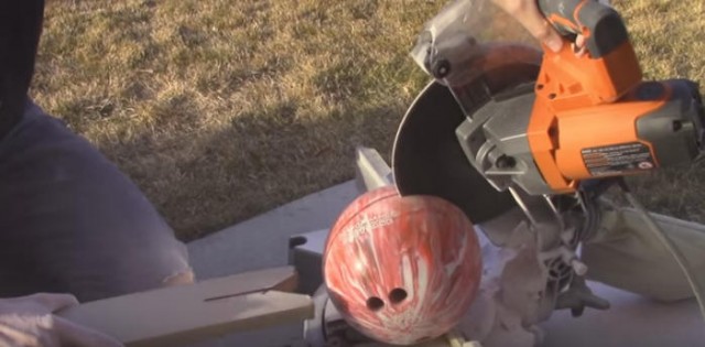 画像出典:YouTube(What’s Inside?)