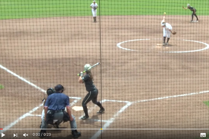 【忍者かな？】アメリカの女子ソフトボールで飛び出した神走塁が予想外すぎる！