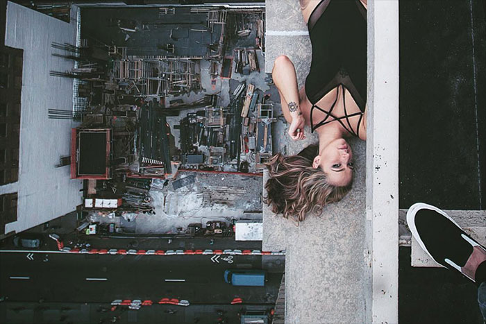 ドキドキの相乗効果！日本人写真家の「セクシー美女×高層ビル」に世界が注目