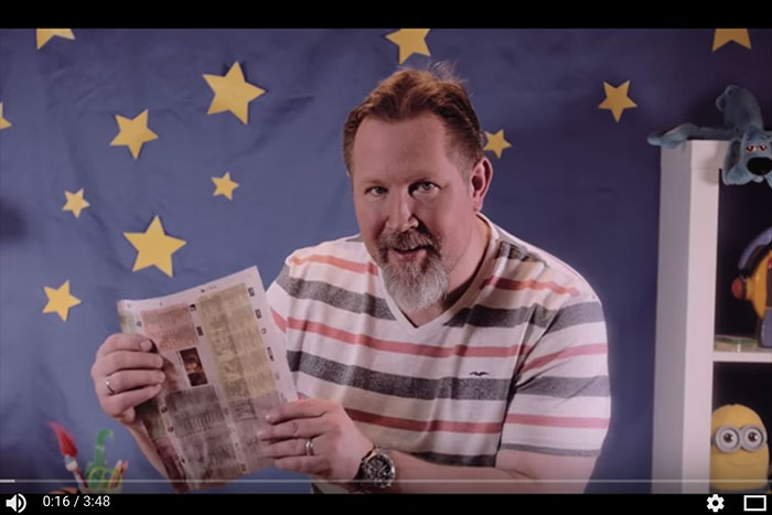 日経新聞でも可能！ ドヤ顔おやじの「新聞紙マジック」納得のネタばらし