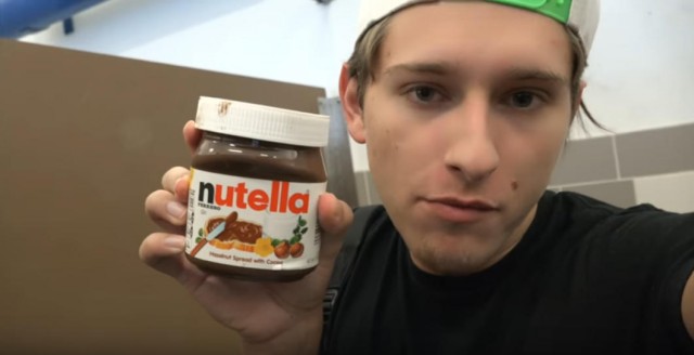 出典:YouTube(BookOfKen)