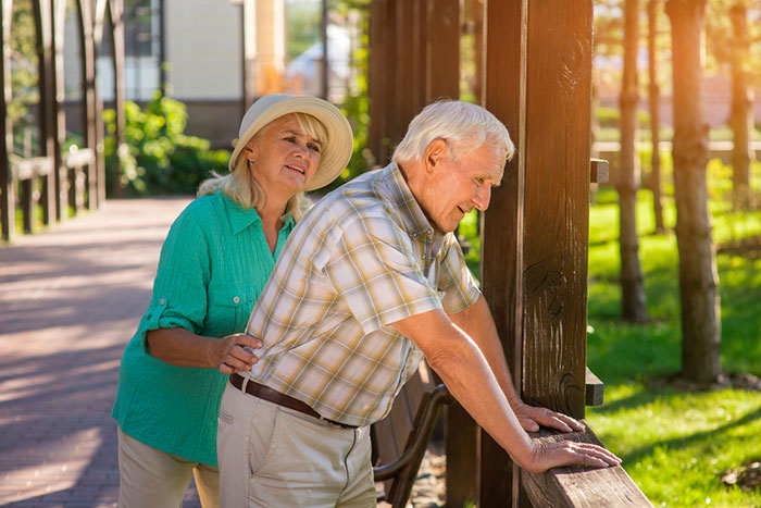 男の日常にひそむ危険な罠…「キンタマ強打」衝撃の映像600連発！
