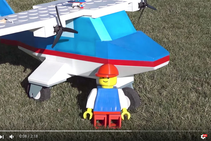 夢が現実に！レゴブロック製の「巨大飛行機」ついにテイクオフ(動画アリ)