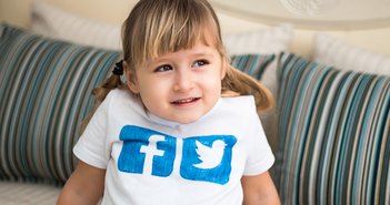 AlesiaKan / Shutterstock.com