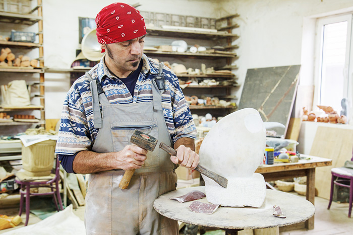 このお墓に入る勇気ある？ とある「墓石屋」さんの職人技が凄まじすぎる！