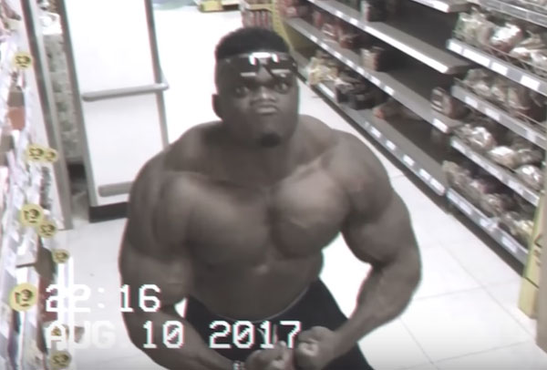 出典：Youtube（Blessing Awodibu）