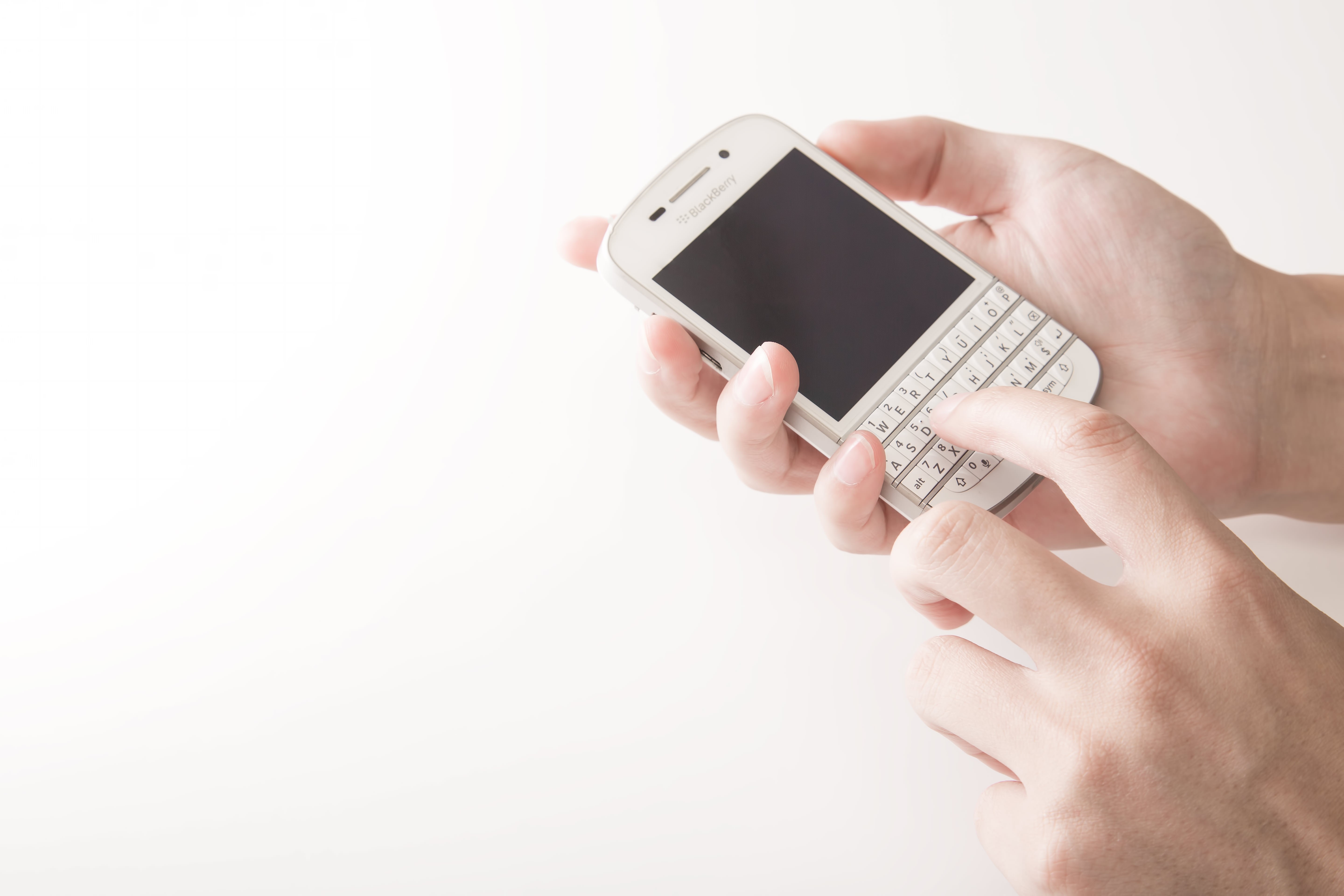 DeNA（2432）買い