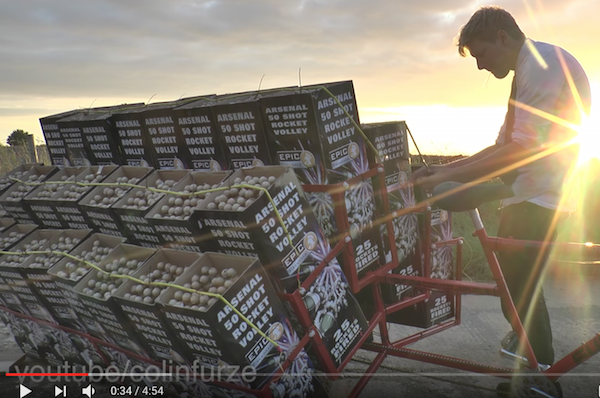 出典：Youtube（colinfurze）