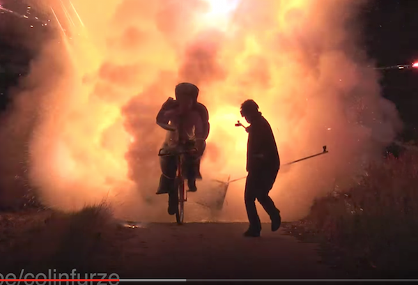 出典：Youtube（colinfurze）