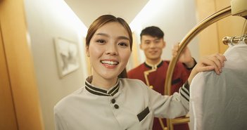 171005chainahotel_eye