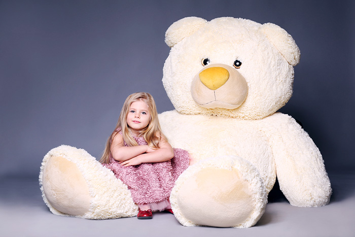 「特大テディベア」をねだる娘を一発で黙らせた凄腕ママのしつけ術とは？