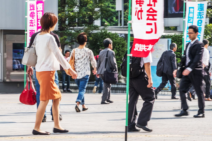【衆院選】男性の投票率を100%にアップさせる斬新なアイデアが発見される！