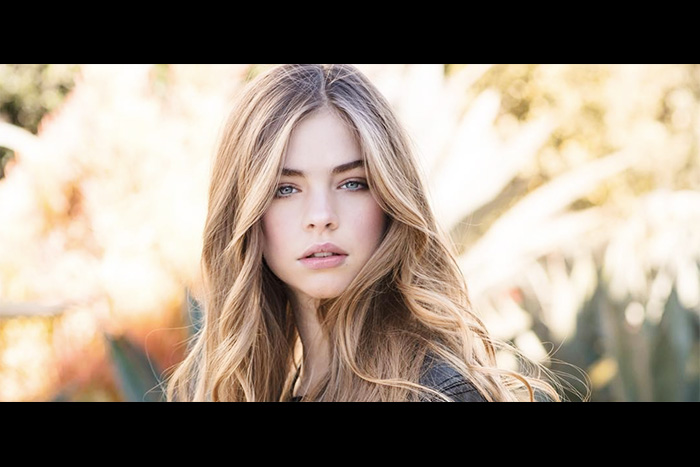 【ハズレたら死亡】「私、何歳に見える？」と金髪美女が聞いてきた。ぼくの答えは…