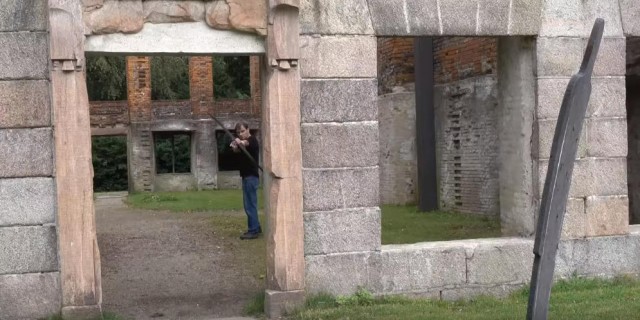 出典:YouTube(larsandersen23)