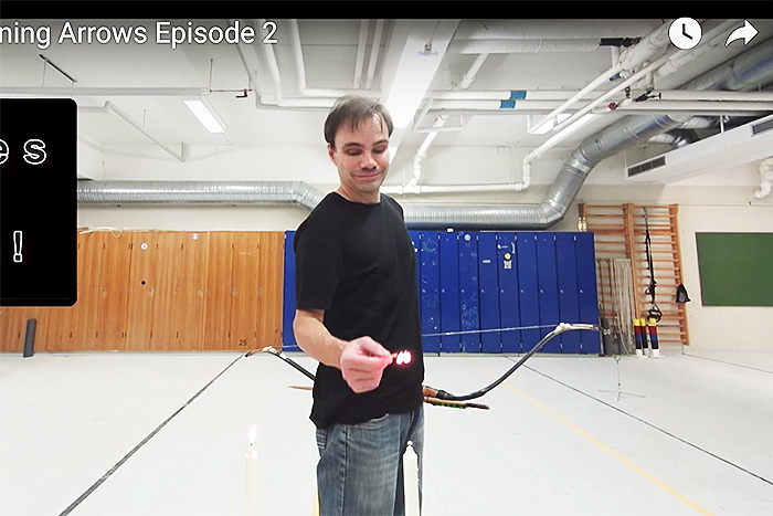 ストリート最強は弓道なのか!?「絶対に避けられない弓矢」の軌道がヤバすぎる