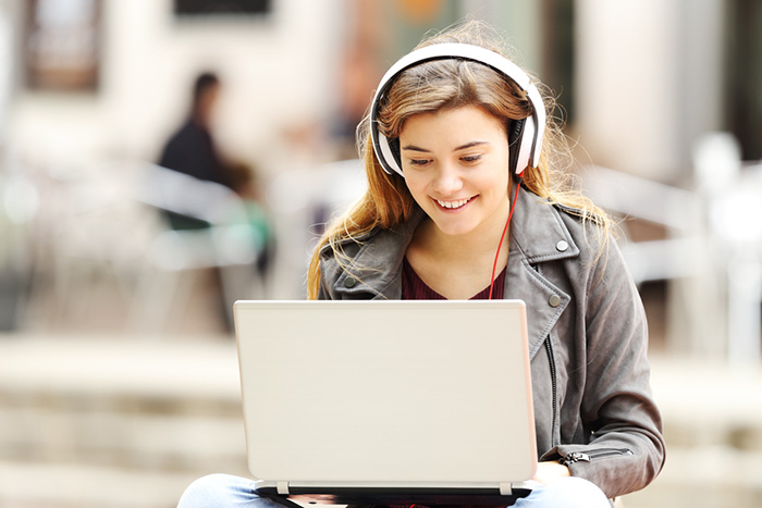 仕事にもデイトレにもぴったりの音楽配信サイト『#作業してくる』に癒やされよう