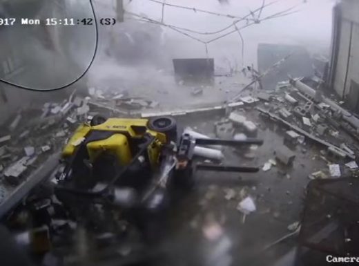 出典：YouTube（New Miracles）