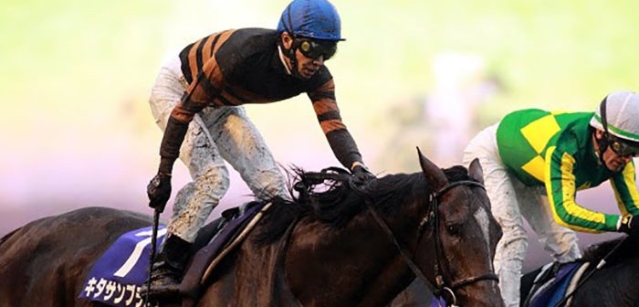 171221kitasanblack_eye