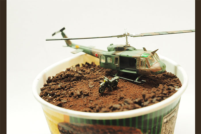 模型・ジオラマ業界に衝撃。「リアルなのに食べられる地面」の意外な正体とは？