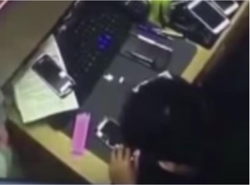 出典：YouTube（ViralHog）