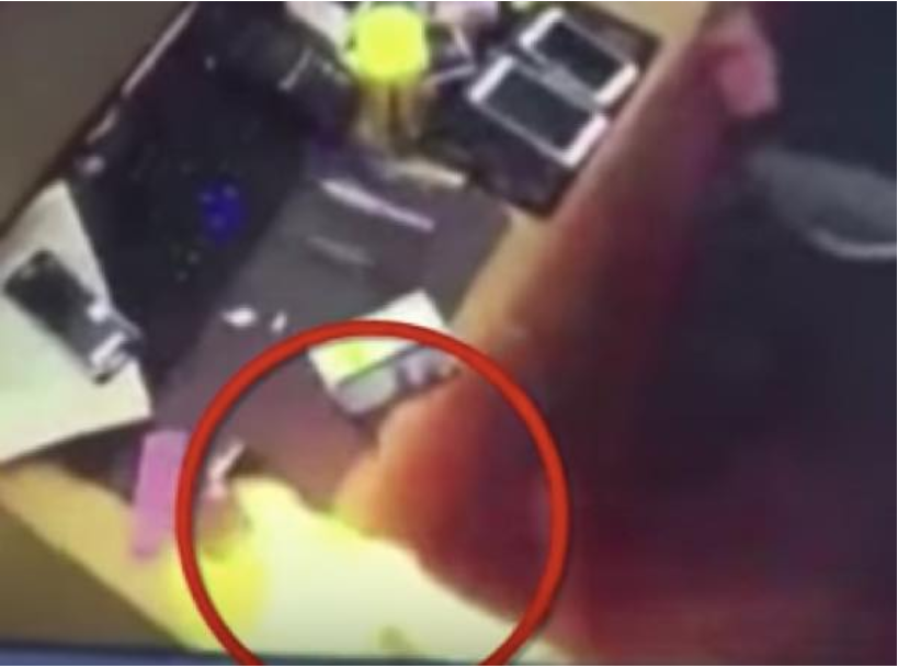 出典：YouTube（ViralHog）