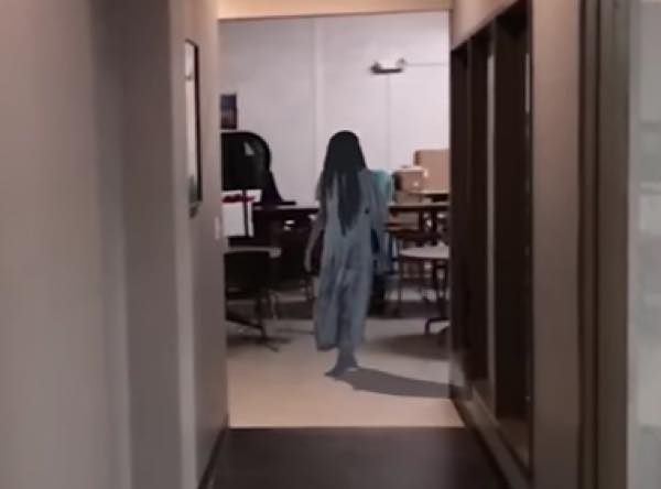  出典：YouTube（Abhishek Singh）