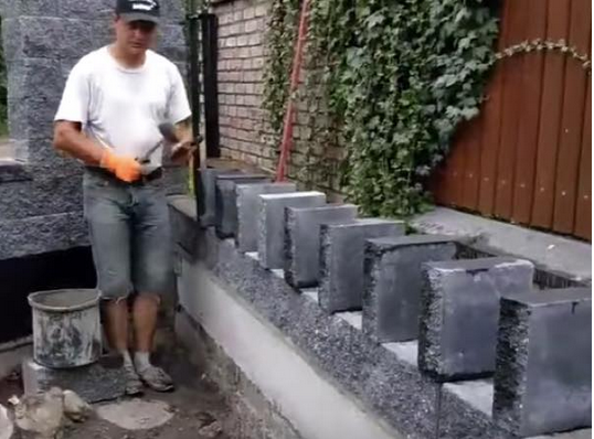 出典:YouTube(RM Videos)