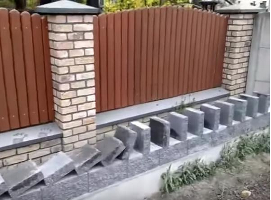 出典:YouTube(RM Videos)