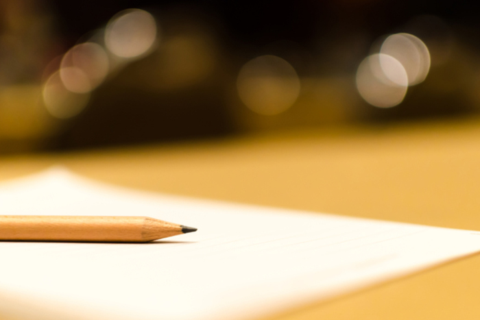 これで勝てる!? 塾がくれた「合格祈願えんぴつ」を削ると中からサイヤ人が…！