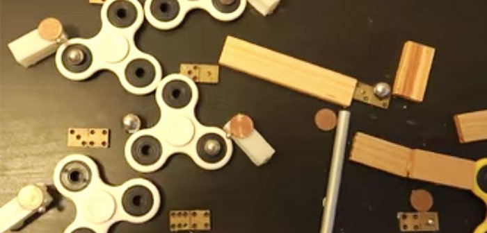 180322handspiner_eye