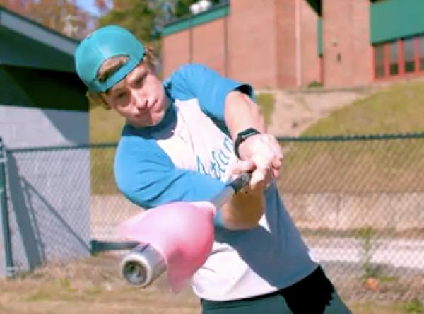 出典：YouTube（Legendary Shots）