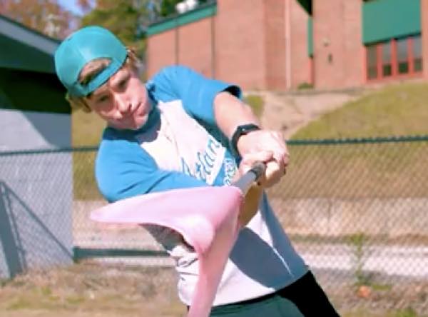 出典：YouTube（Legendary Shots）