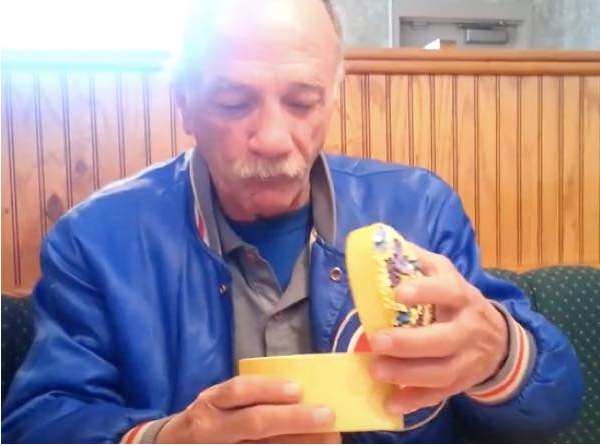 出典：YouTube（Jessica Vigansky）