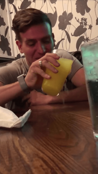 出典：YouTube（ViralHog）