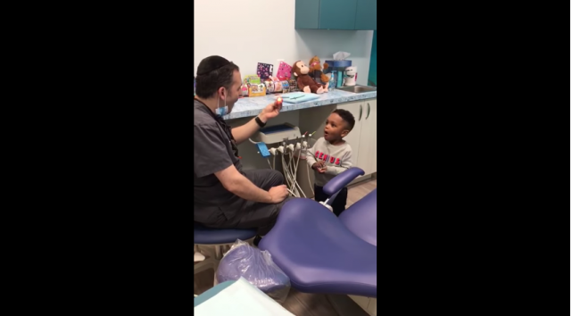 出典：YouTube（Riverfront Pediatric Dentistry）