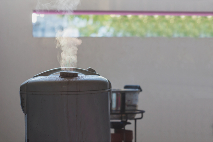 台所からピーヒャララ♪ 炊飯器が奏でる粋なメロディに笑いが止まらない人続出！