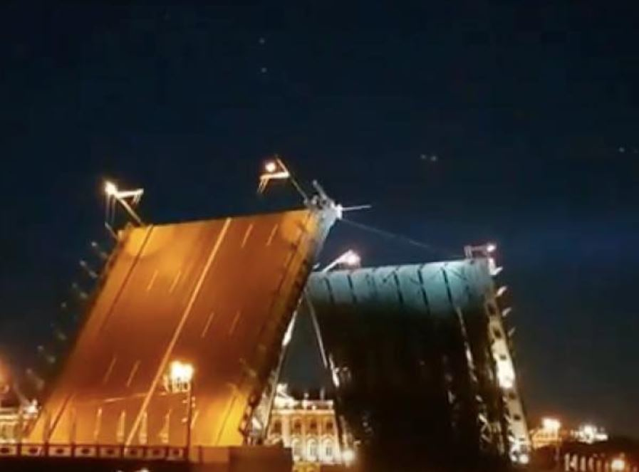 出典：YouTube（ViralVideoUK）