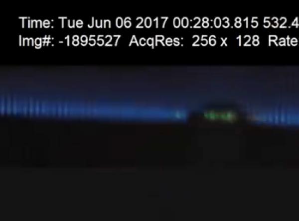 出典:YouTube(The Slow Mo Guys)