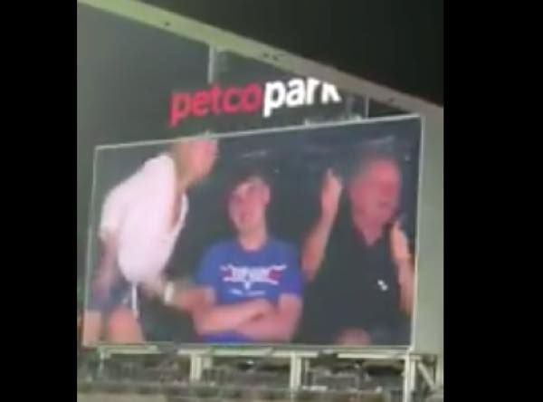 出典:Twitter(@RendonRudy)