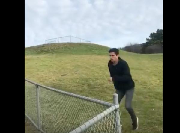 出典：YouTube（Jiemba Sands）