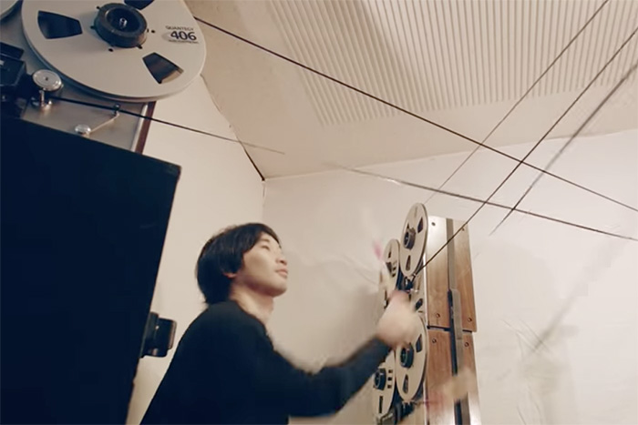 音楽テープが打楽器に…！ 日本人男性の『テープタップ奏法』が海外で大人気♪