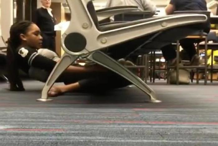 出典：YouTube（ViralHog）