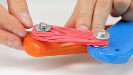 出典：YouTube（ViralHog）