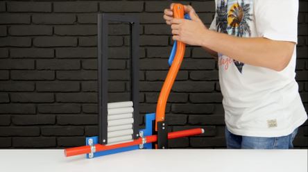 出典：YouTube（ViralHog）